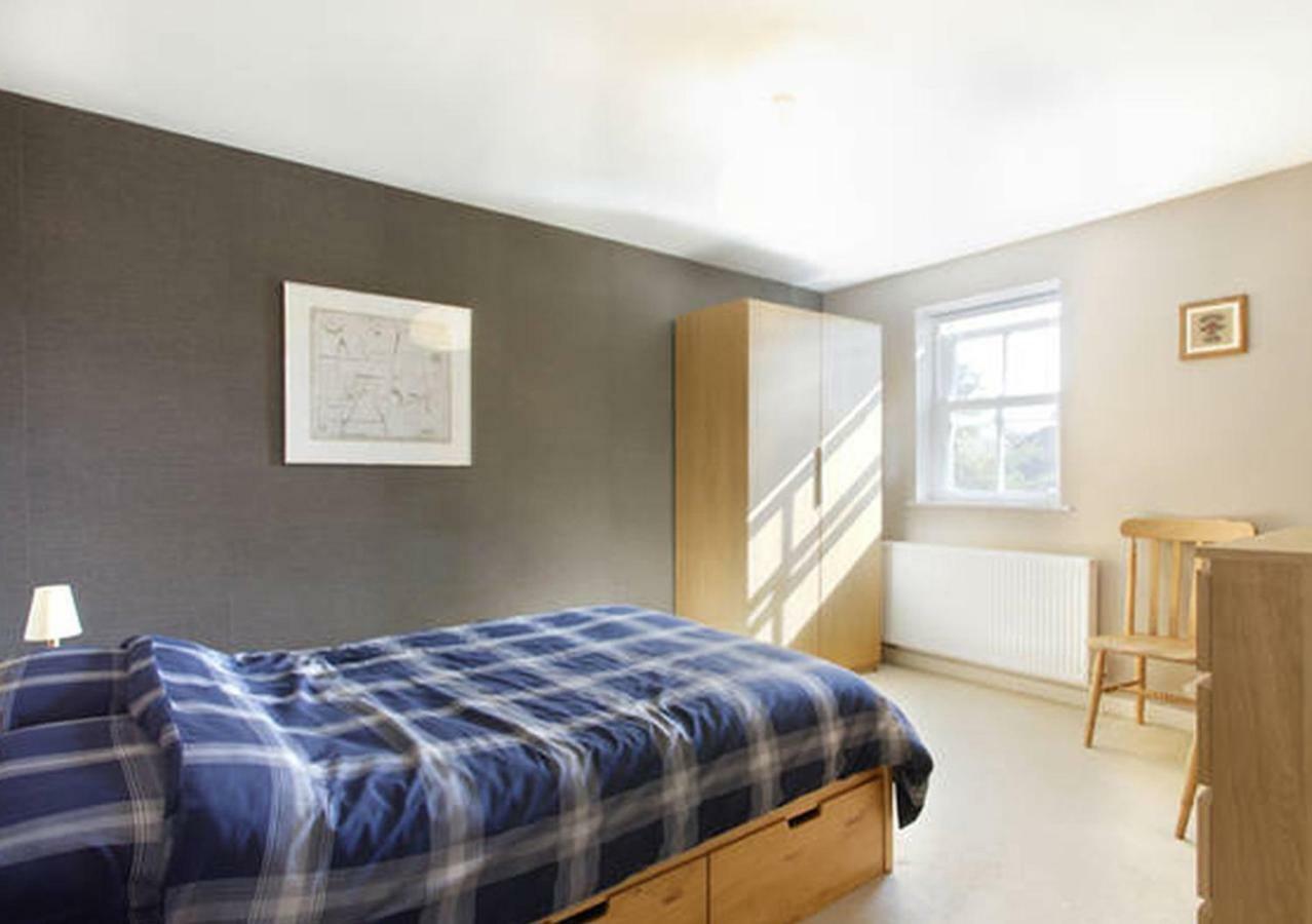 D&E Homestay Wallingford Luaran gambar