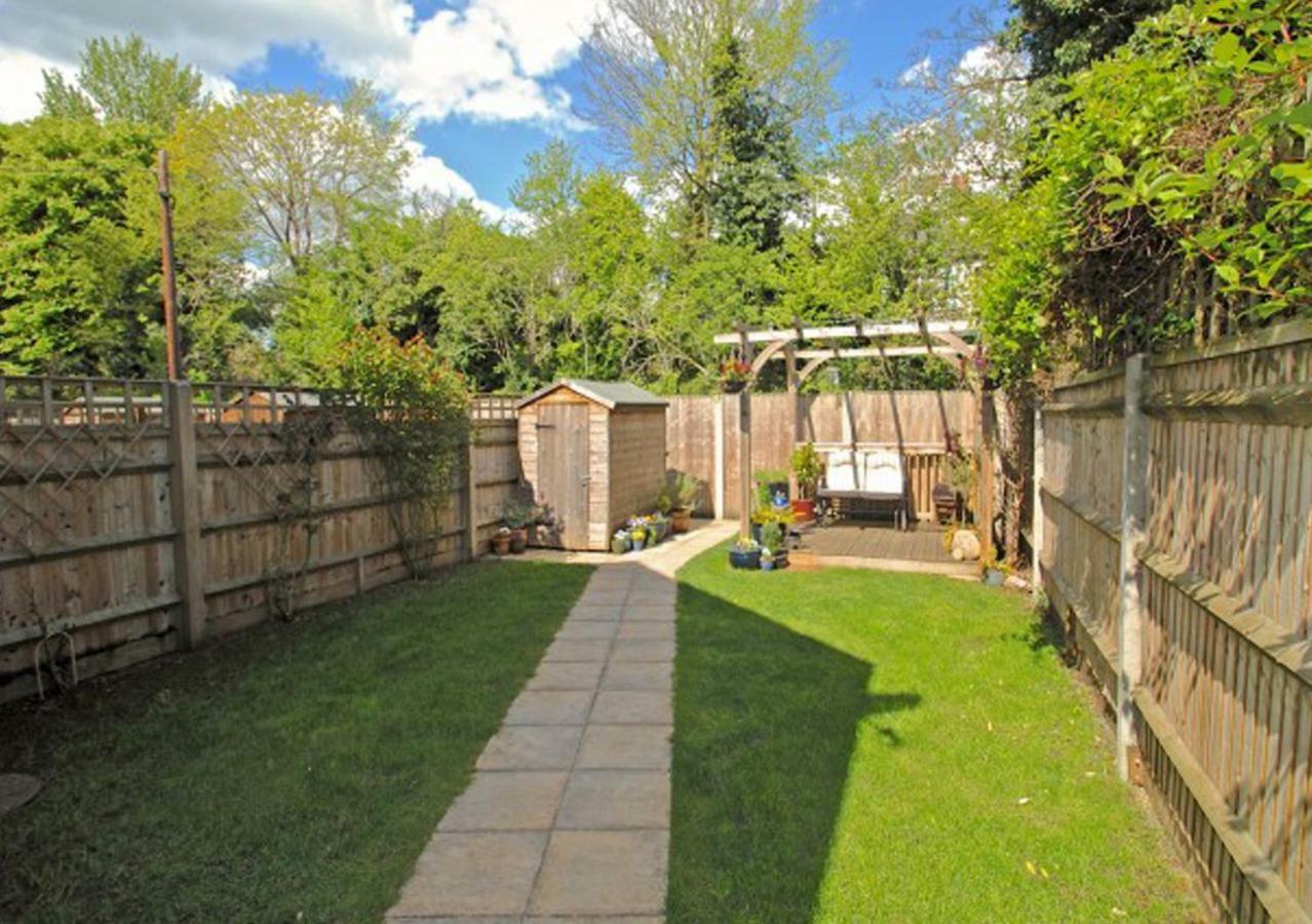 D&E Homestay Wallingford Luaran gambar